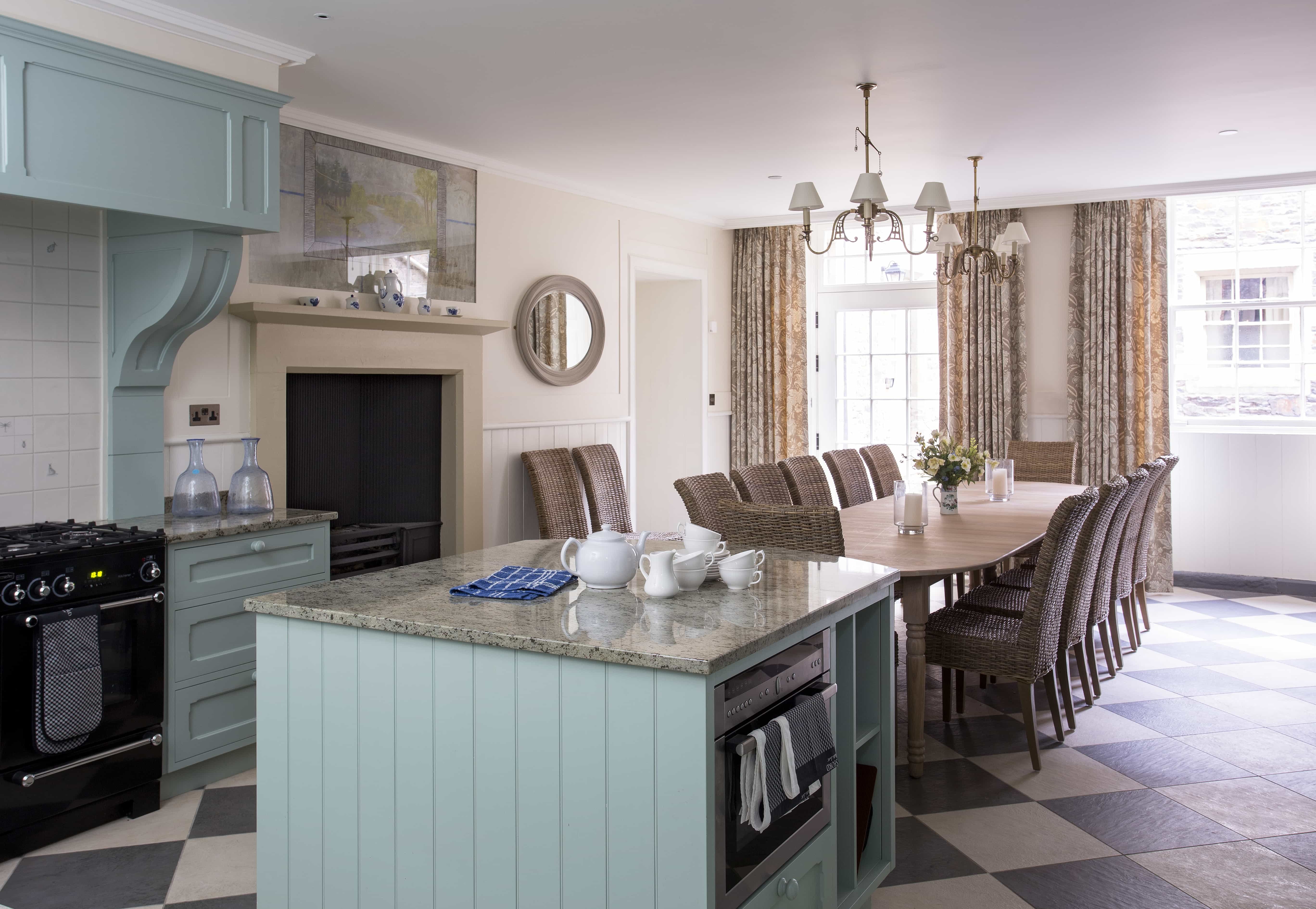 Kitchen / dining room
