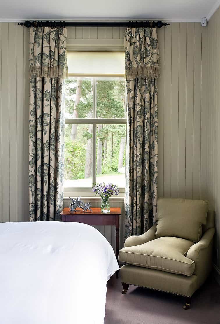 Bedroom chair