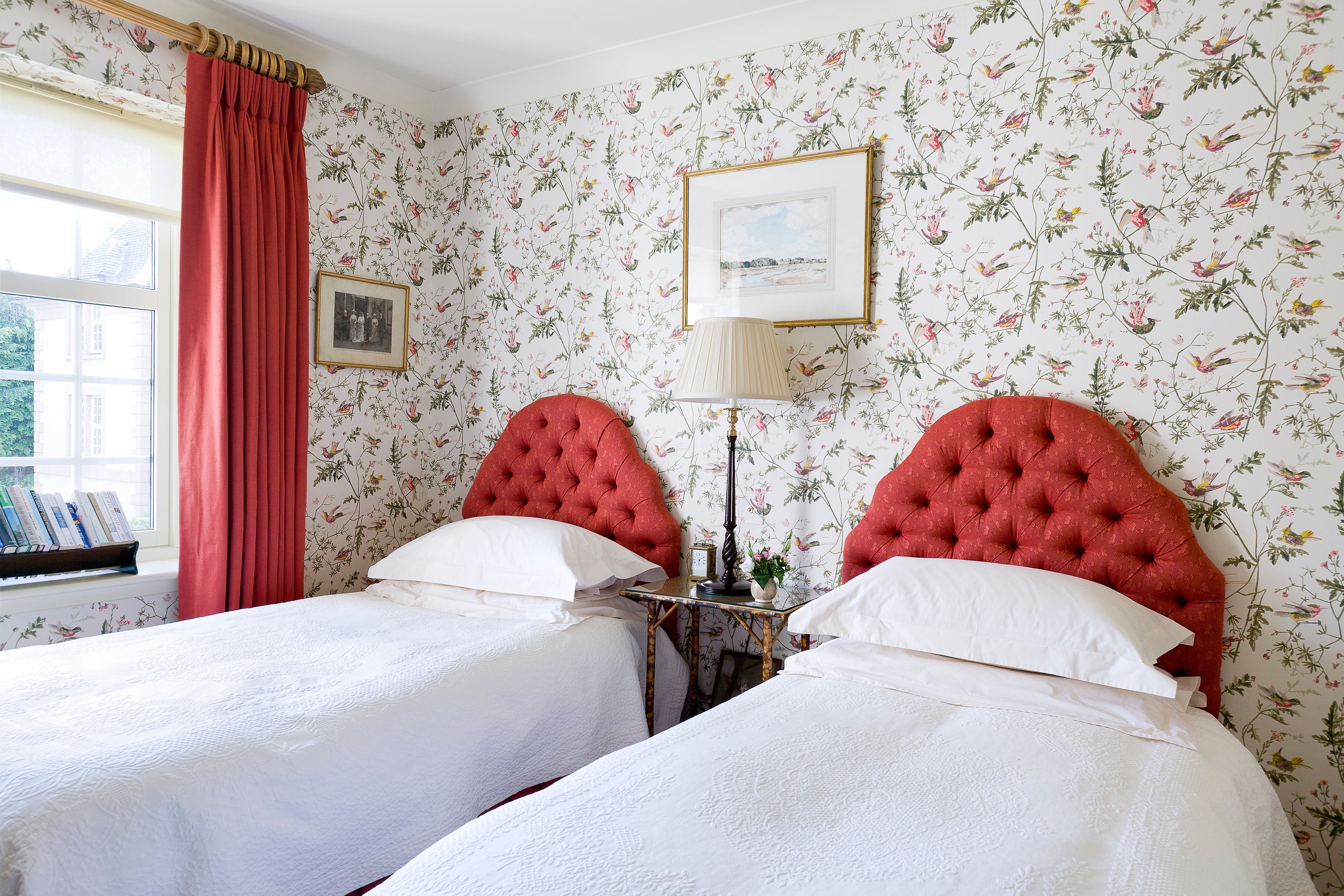 Guest bedroom